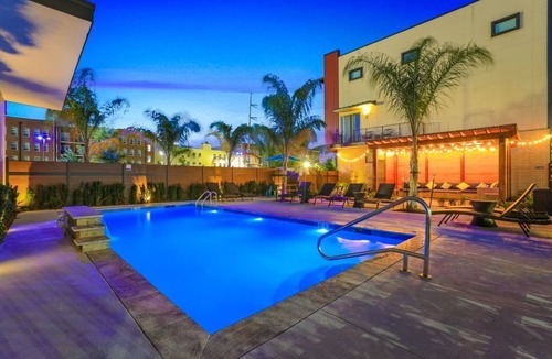 Mid-City House | 4BR Townhouse in Bienville Villas