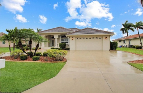 Punta Gorda House | 4BR waterfront - Saltwater home pool in Punta Gorda - Fishtail