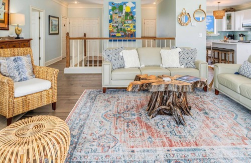 Plantation House | 5 BR 5 Bath BEACH FRONT home in The Plantation - located near community pool with access!