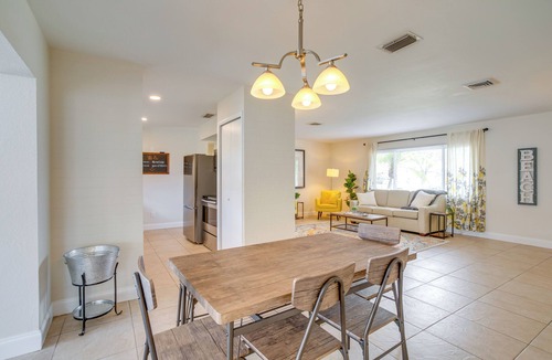 Seminole Cottage | 5 Mi to Beach: Bbq-ready Retreat in Seminole