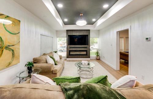 Oak Cliff House | 5 Mi to Dtwn: Dallas Home w/Patio & Fire Pit!