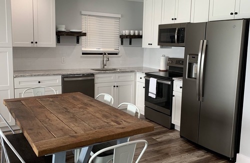 Crystal Shores Condo | 5 Stars : One bedroom + bunks + 2 bath on Private Beach