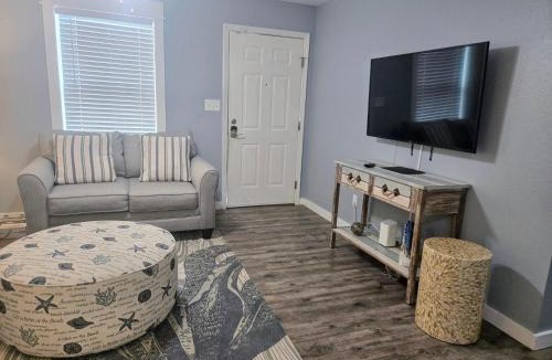 Ono Island House | 5313 Viking