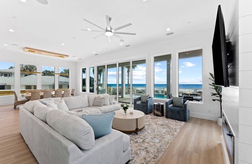 Bahama Beach House | 535 m² House ∙ 9 bedrooms ∙ 34 guests