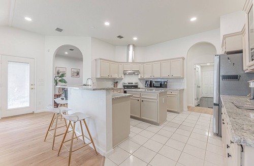 Killeen House | 5BR House: Fort Cavazos & Med Stays, TDY