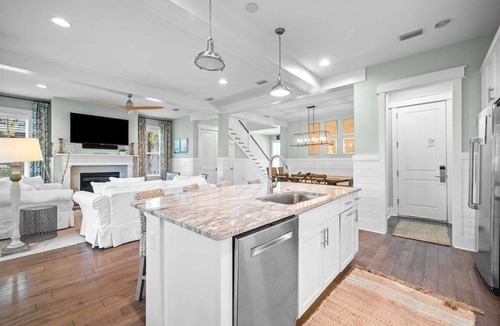 Santa Rosa Beach House | 🌊 6 Beds | 4 Porches | Golf Cart | Sleeps 12
