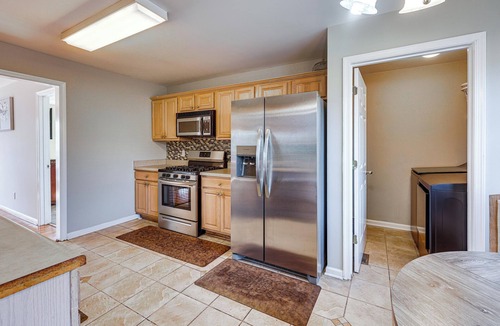 Birmingham House | 6 Mi to Downtown Birmingham! Family Home
