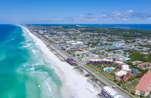 Miramar Beach Condo | 60 m² Condo ∙ 1 bedroom ∙ 4 guests