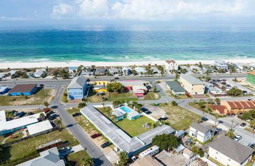Bahama Beach Hotel | 60 m² Hotel ∙ 5 guests