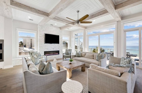 Kiska Beach House | 676 m² House ∙ 9 bedrooms ∙ 36 guests