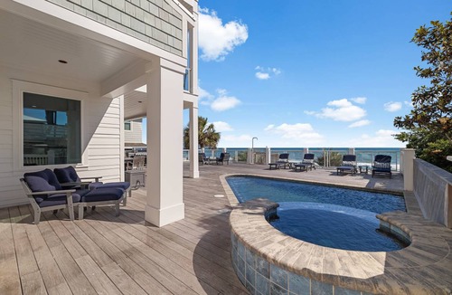 Kiska Beach House | 676 m² House ∙ 9 bedrooms ∙ 36 guests