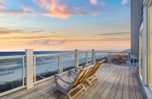 Kiska Beach House | 676 m² House ∙ 9 bedrooms ∙ 36 guests
