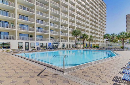 Panama City Beach Condo | 69 m² Condo ∙ 1 bedroom ∙ 5 guests