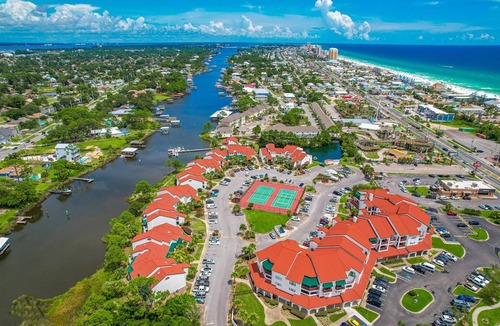 Gulf Lagoon Beach Condo | 79 m² Condo ∙ 2 bedrooms ∙ 6 guests