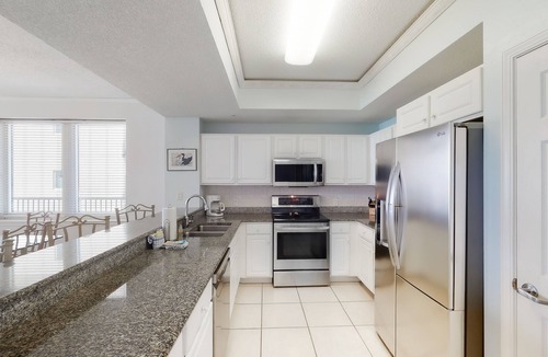 Navarre Beach Condo | 7th Floor Gulf-Front Condo w/Views, Close To Local Restaurants