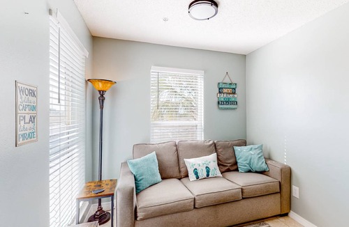 Navarre Beach Condo | 80 m² Condo ∙ 1 bedroom ∙ 6 guests