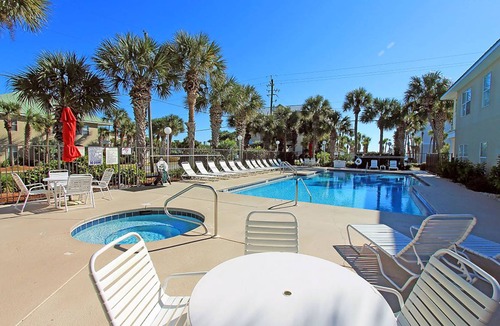 Crystal Beach Condo | 86 m² Condo ∙ 2 bedrooms ∙ 6 guests