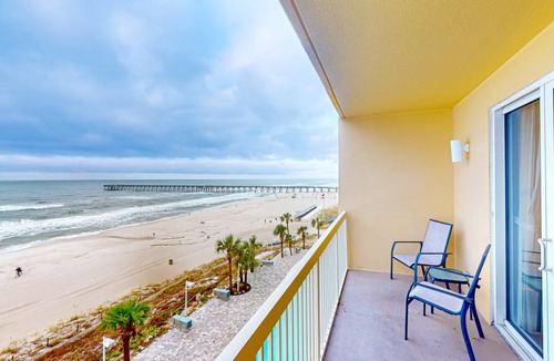 Bahama Beach Condo | 88 m² Condo ∙ 1 bedroom ∙ 6 guests