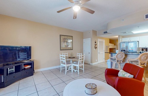 Bahama Beach Condo | 88 m² Condo ∙ 1 bedroom ∙ 6 guests