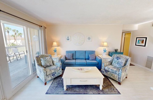 Holiday Isle Condo | 88 m² Condo ∙ 2 bedrooms ∙ 6 guests