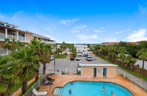 West Panama City Beach House | 88 m² House ∙ 2 bedrooms ∙ 8 guests