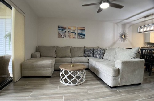 Naples Condo | 89 m² Condo ∙ 2 bedrooms ∙ 6 guests