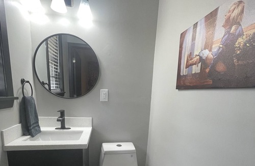Pearl House | 90s themed, secret game room, basketball & pickleball court
