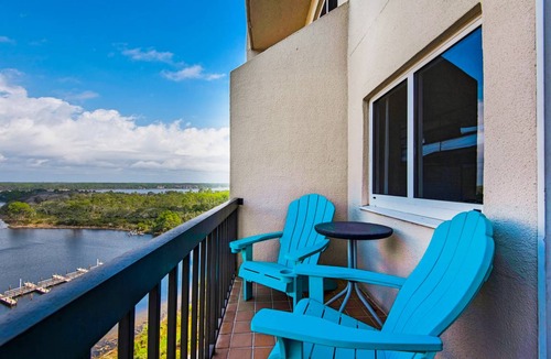 Sunnyside Condo | 93 m² Condo ∙ 2 bedrooms ∙ 6 guests