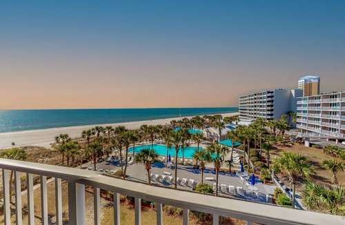 Gulf Lagoon Beach Condo | 95 m² Condo ∙ 2 bedrooms ∙ 8 guests