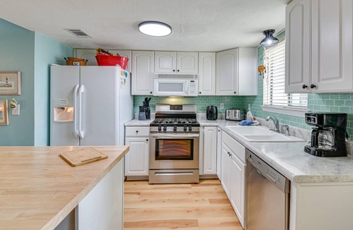 Panama City Beach Apartment | 96 m² Apartment ∙ 2 bedrooms ∙ 6 guests
