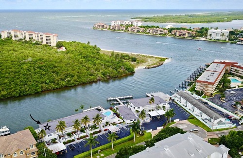 Marco Island Apartment | 97 m² Apartment ∙ 2 bedrooms ∙ 5 guests