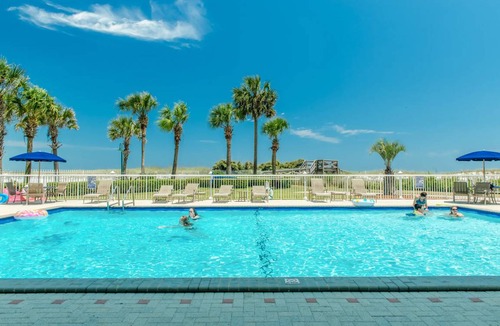 Holiday Isle Condo | 98 m² Condo ∙ 2 bedrooms ∙ 6 guests