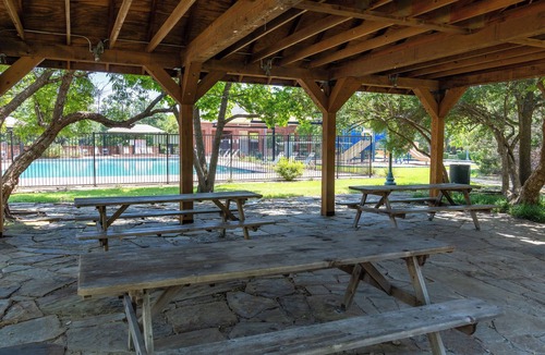 Garland House | A BEAUTIFUL LUXURY HOME AWAY HOME IN GARLAND TX.