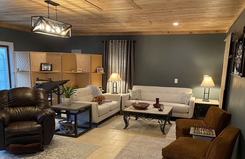 Lillian House | A beautiful newly remodeled home close to the beach and Pensacola