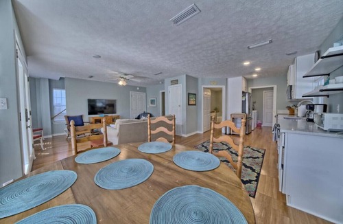 Watercolor House | A Block Away Bliss: Steps from Seaside & Sand!