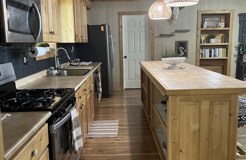McGregor Cabin | A&E Cabin the ORIGINAL Barndominium in The ❤️ of Texas.