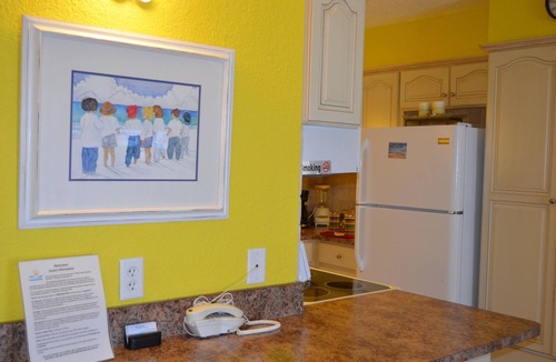 Panama City Beach Condo | A Family-Friendly Vibrant 8th Floor Retreat, 2 Queen Beds in Bedroom