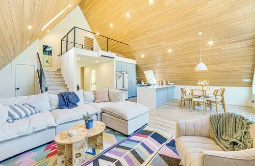 Malakoff Cabin | A-Frame Cabin w/Deck Near Cedar Creek Lake