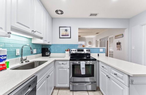 Siesta Key Cottage | A Perfect Get-Away! Newly Remodeled Home On Siesta Key!