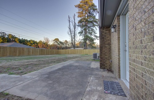 Redlick House | A Quiet Place - Dogwood Retreat in Texarkana