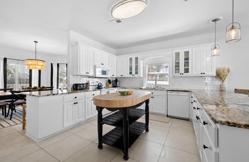 Village of Sugar Beach House | A Shore Bett By Stay on 30A, Private Pool, Golf Cart, Bikes