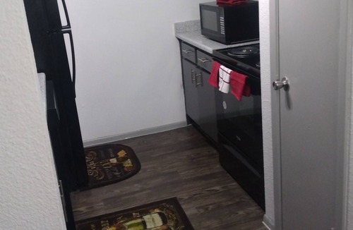 Braeswood Place House | A spacious centrally located jewel only minutes from NRG and The Medical Center.