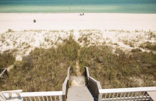 Sunnyside House | A View To Sea! West End! Sleeps 12! Hot Tub!