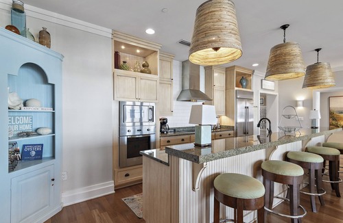 Seacrest Condo | Across From Beach + Rooftop Comm Pool - WaterHouse 402 by Royal Destinations