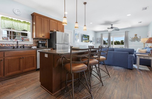 Laguna Beach Estates House | Across the street from the Gulf with in ground pool!