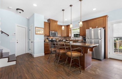 Laguna Beach Estates House | Across the street from the Gulf with in ground pool!