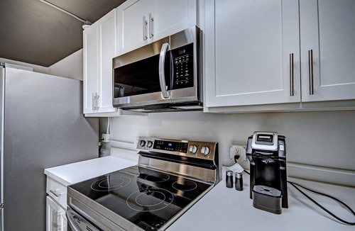 Greater Belhaven Apartment | Admiral Benbow # 246