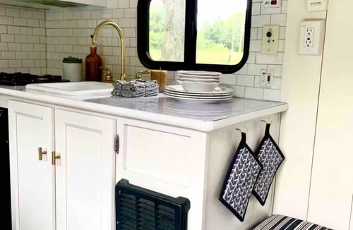 Denham Springs House | Adorable 1 bedroom camper