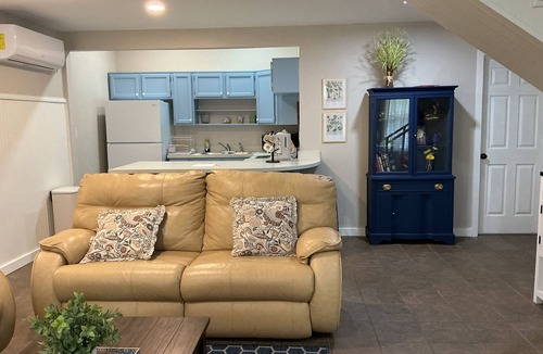 Mineola House | Adorable 1-bedroom barn in Mineola, East Texas also known as Lake Country