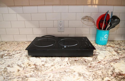Disston Heights Apartment | Adorable guest house 10mins to beach and downtown